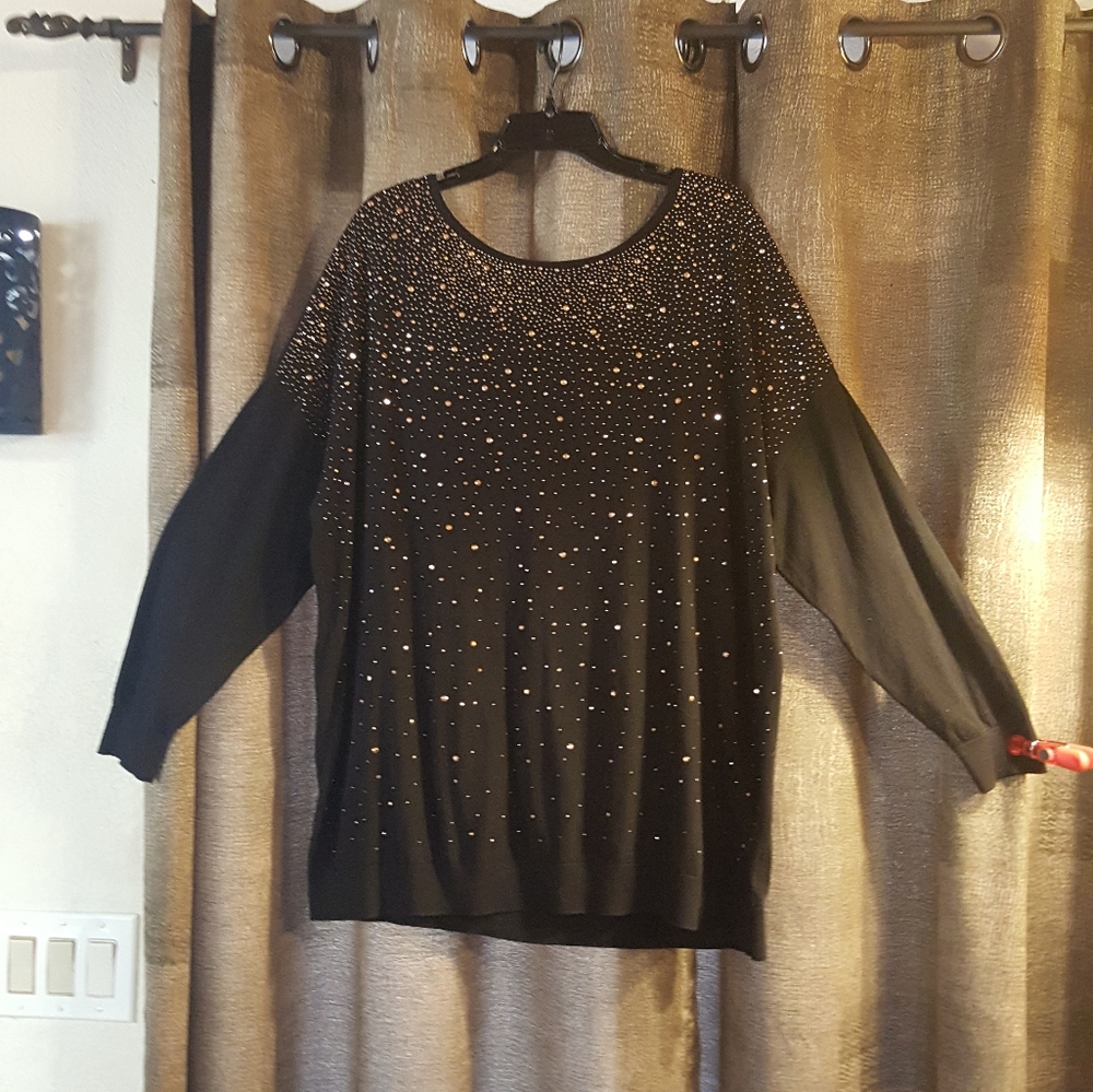 Sweater - Picture 2 of 2